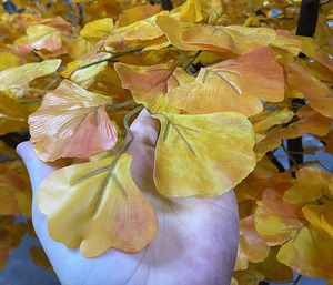 カスタマイズされた秋の木黄色いイチョウ葉の葉の木人工植物大きなイチョウの木 - Product Image 2