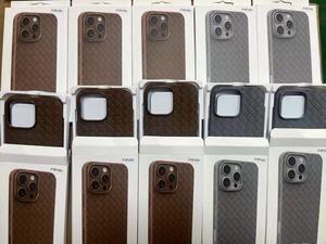 Klasik gri ton Apple modelleri için özel olarak tasarlanmış sadelik ve kalite ile iPhone 13 14 15 16 Pro Max mobil kapak - Product Image 6
