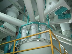 Yongli 20 T/H Produktions linie für Tierfutter pellet maschinen CE-zertifiziertes SPS-Steuerungs system Gear Farm Feed Processing Made China - Product Image 5