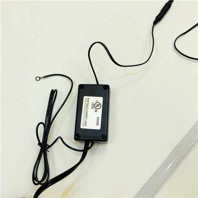 T5 led tube with door touch inductive switch