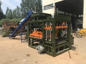 Высококачественная QT5-15 машина для производства полых блоков AIWEI, автоматическая машина для производства бетоноукладчика с надежным двигателем и насосом - Product Image 5