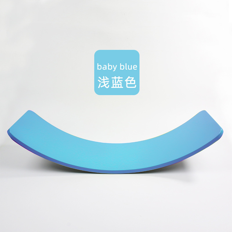 Tavola di equilibrio azzurro chiaro con feltro grigio scuro