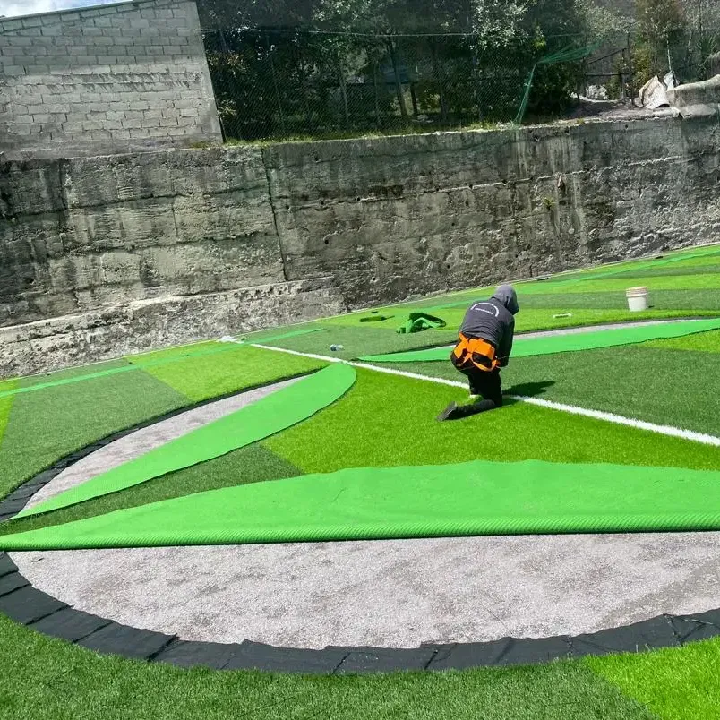 מגרש כדורגל דשא מלאכותי 50 מ""מ שטיח דשא עמיד דשא סינטטי לספורט סקייג'ייד Tebwn-Wei