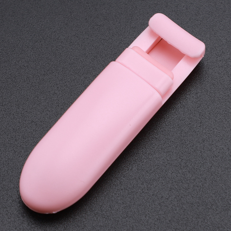 Pink partial eyelash curler
