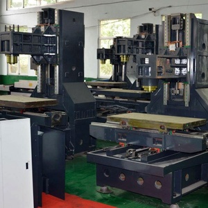 Pequeña fresadora de metal CNC XK7126 de 3 ejes Nueva condición Tipo vertical con cono de husillo BT40 - Product Image 4