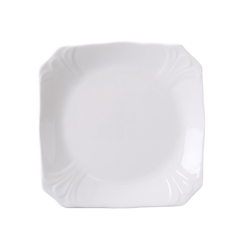 Plato de magnolia facetado