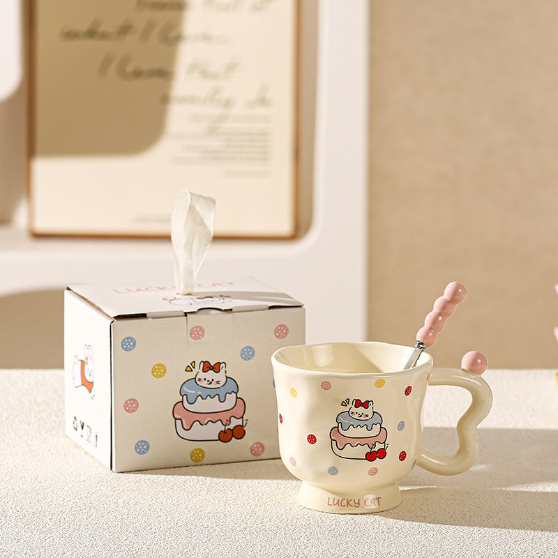 Cuillère à poudre pour gâteau et chat