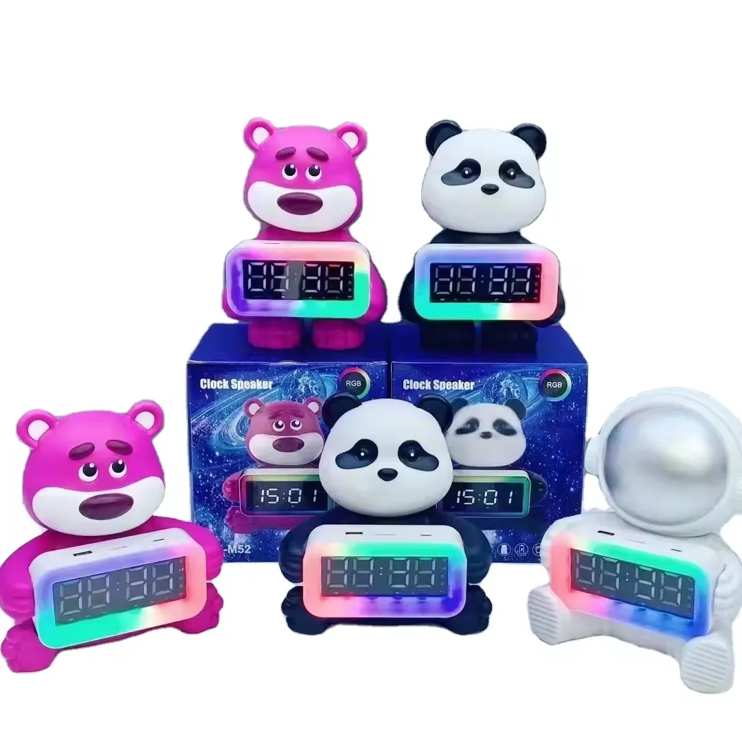 Nuovo Panda orso fragola astronauta altoparlante Bluetooth RGB luce personaggio dei cartoni animati orologio sveglia altoparlante TF USB BT audio