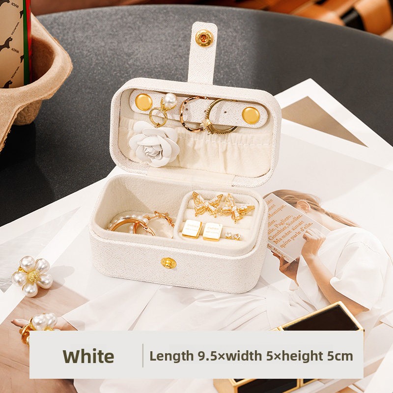Versatile Style-White