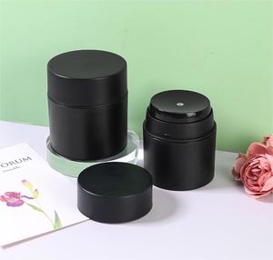 30ml 50ml đôi tường không có không khí bơm <span class=keywords><strong>Jar</strong></span> Matt Đen chăm sóc cá nhân nhựa không có không khí chai bơm lại mỹ phẩm không có không khí bơm <span class=keywords><strong>Jar</strong></span> - Product Image 3