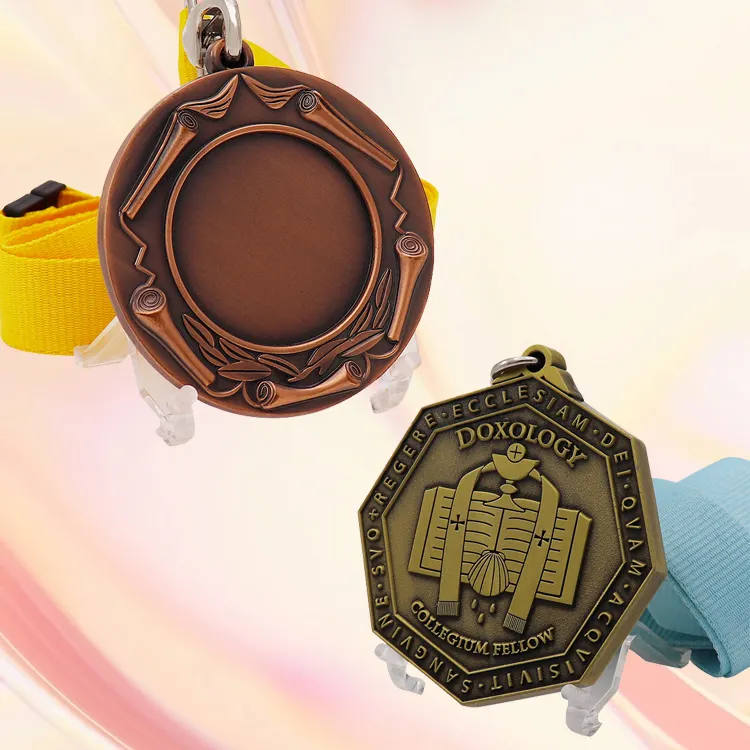 Medaglia di Design in metallo per la personalizzazione dell'evento di Design con rivestimento in rame per incisione in bianco medaglia sportiva in metallo antico