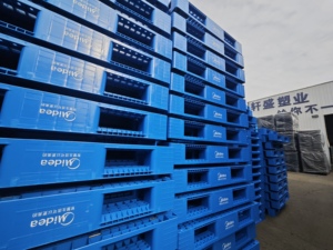 NEXARA新材料HDPE 1111堆叠甲板平面物流重型托盘，带三流道，用于货架系统 - Product Image 5