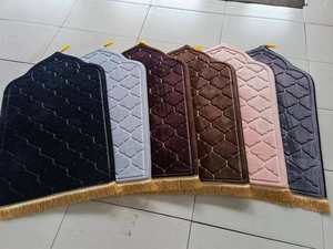 2024 yeni ekstra kalın müslüman flanel püskül halı taşınabilir kaymaz Mat kalın kabartmalı seccade halı kilim - Product Image 4