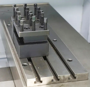 Torno CNC pequeño China CNC torno máquina Banco CK0640 Mini torno CNC - Product Image 5