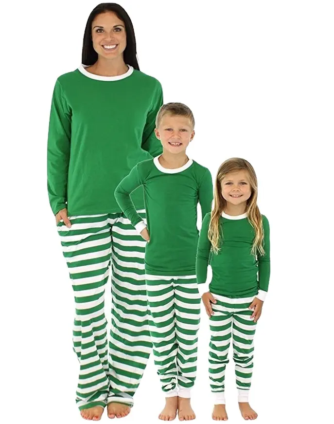 New design bianco e verde Buon natale in bianco famiglia pigiama di natale
