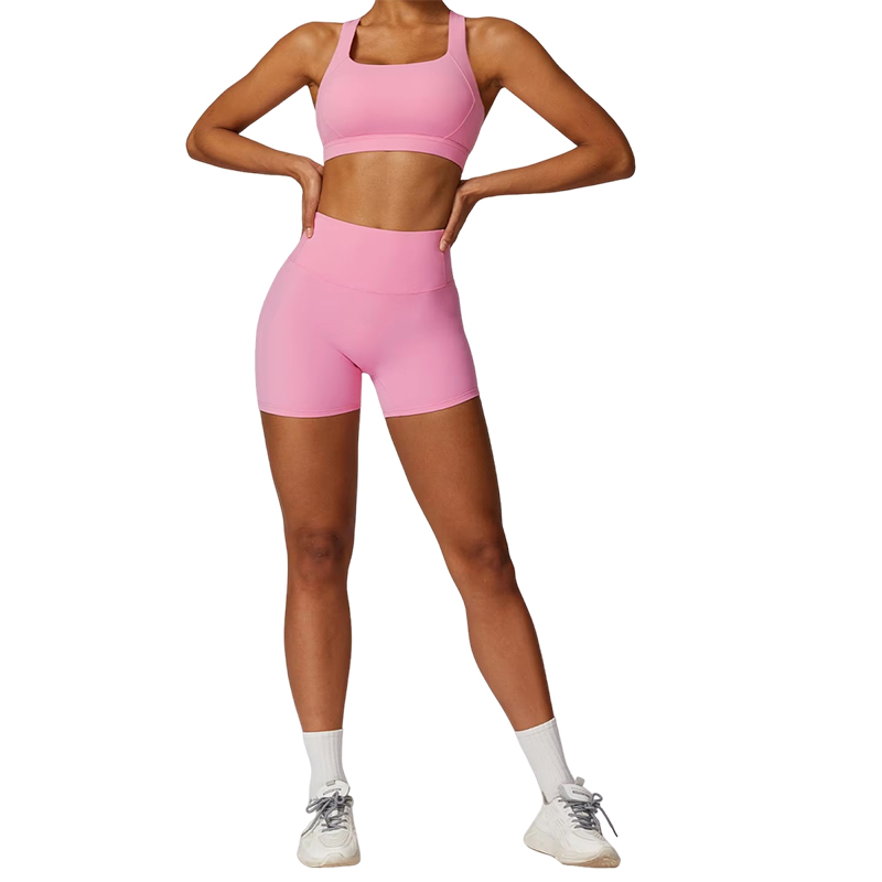 Ensemble court rose