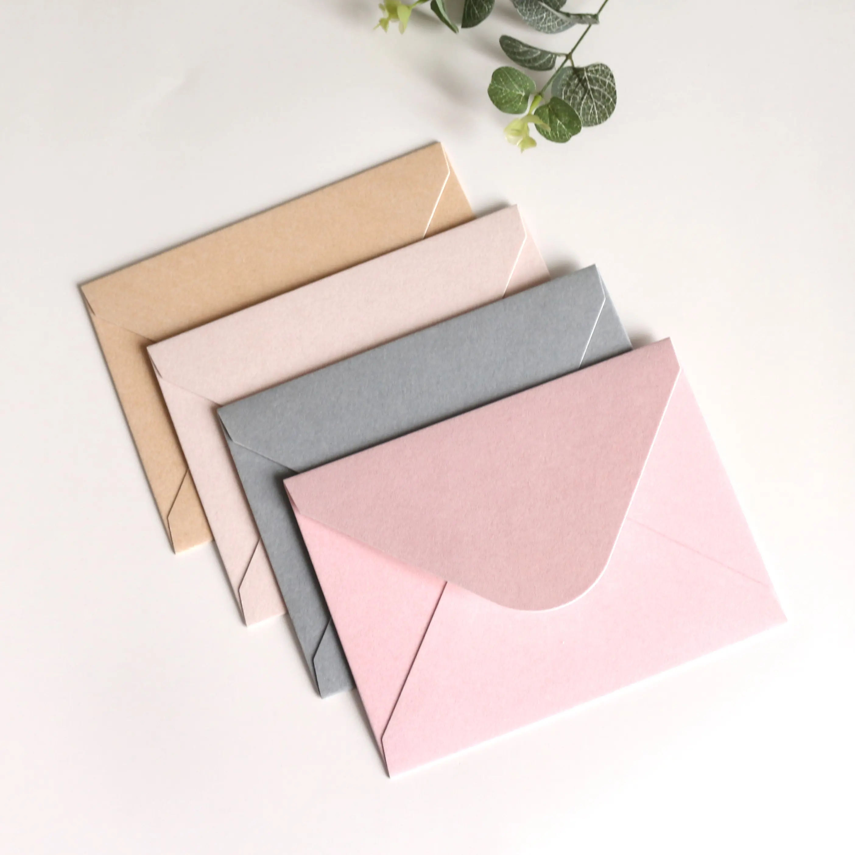 Vente en gros d'enveloppes d'affaires vierges colorées bon marché cartes d'invitation de mariage enveloppes en velours