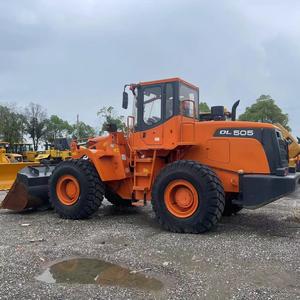 Оригинальный подержанный колесный погрузчик Doosan DL505 Подержанный DOOSAN DL505 большой размер ковш грузовик погрузка и разгрузка DOOSAN оборудование - Product Image 1