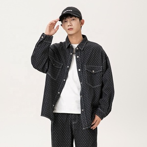 复古水洗钻石牛仔夹克，配有钩编编织正面标志OEM服务 - Product Image 1