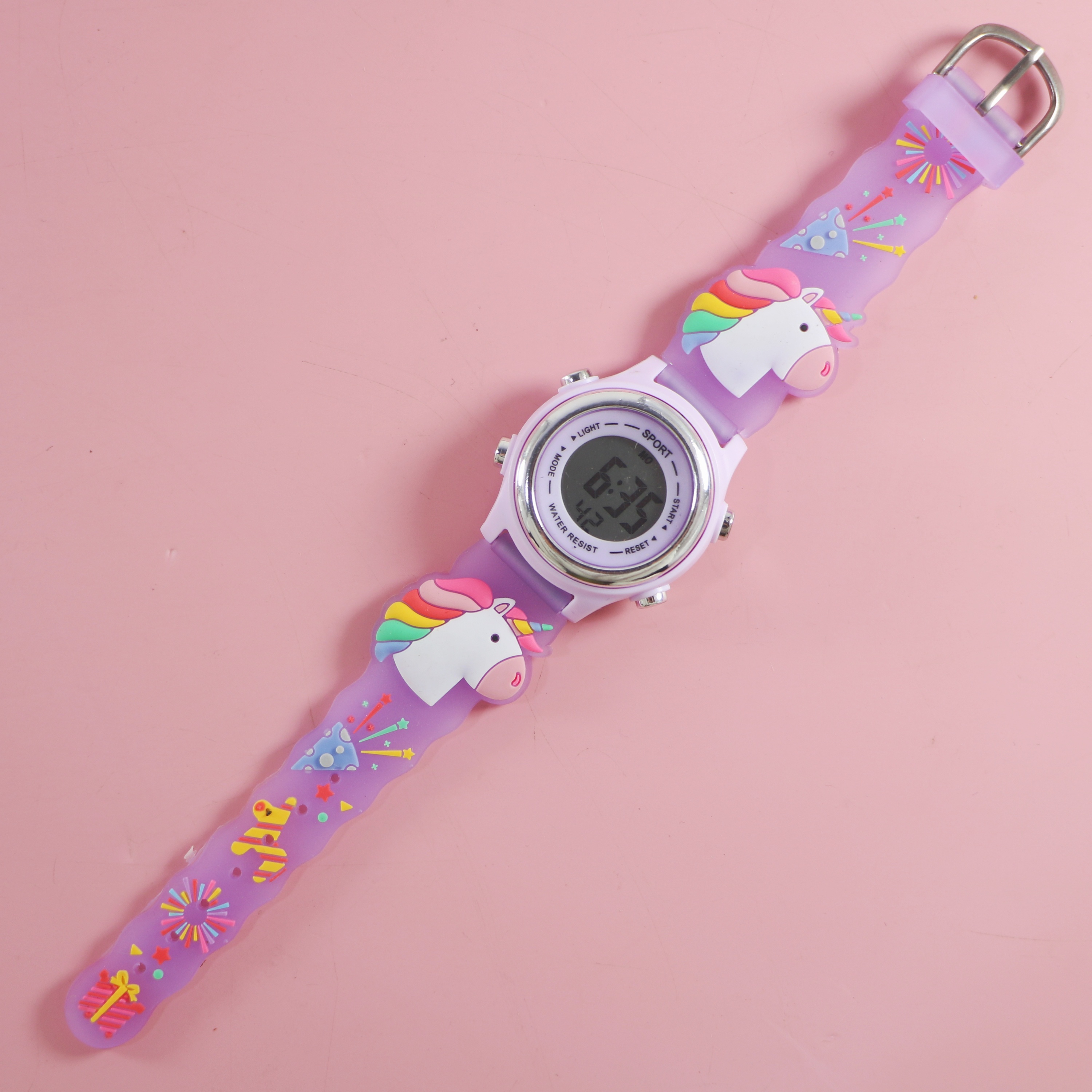 Violeta claro con estampado de unicornio 1