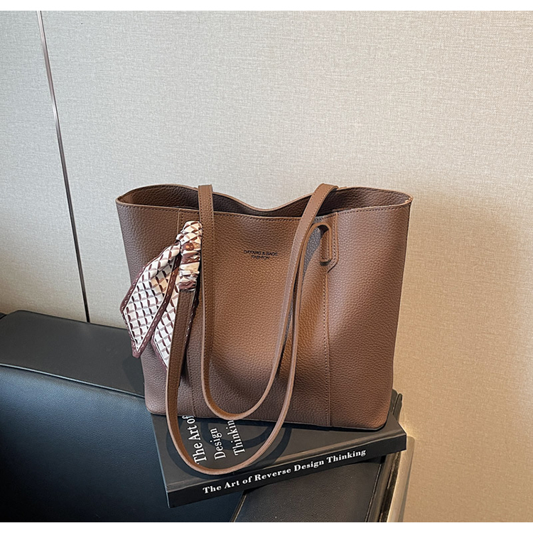 กระเป๋าโท้ท PU (31*12*28 ซม.) - สี 4