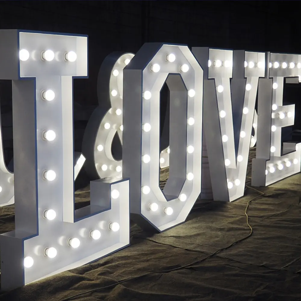 Ventas calientes Soporte Oem Números a prueba de agua al aire libre Logo Led Sign Light Up Lights Birthday Marquee Letters