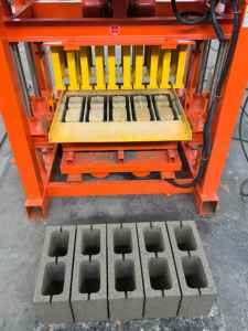 Versatile Multi-funzionale blocco che fa la macchina per vari blocchi di mattoni di cemento macchina blocco - Product Image 5