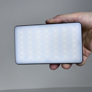 Luz de vídeo LED RGB 140 personalizada, batería recargable incorporada de 8W, luz de cámara LED, panel de luz de vídeo LED a todo color 360 - Product Image 6