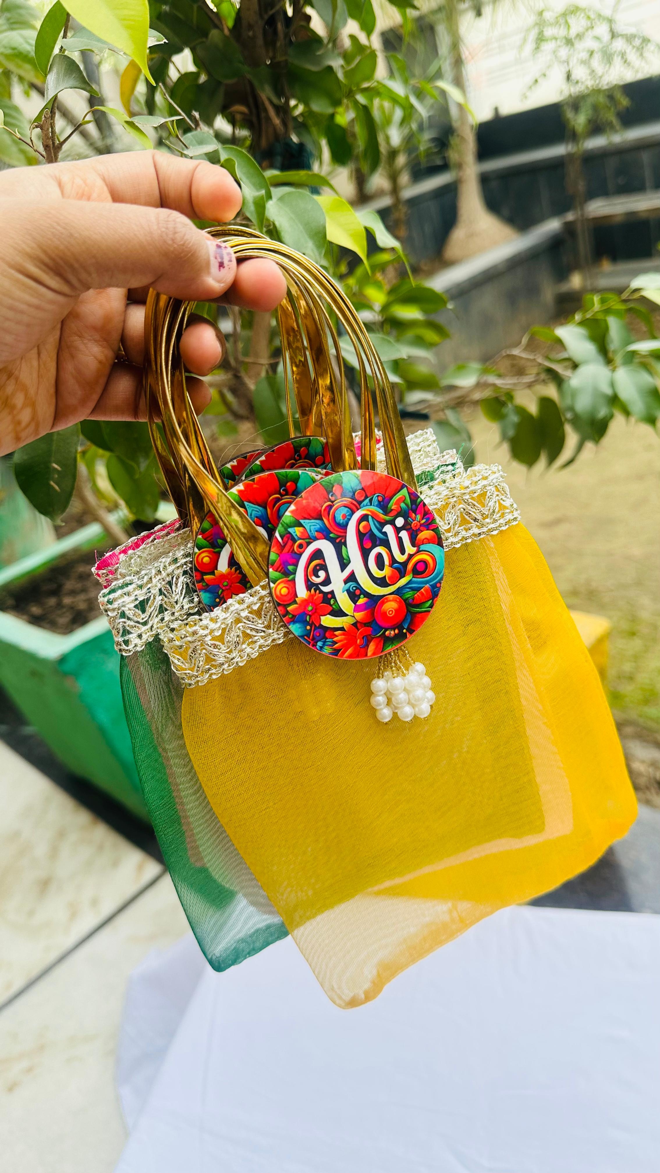 Identique à l'image