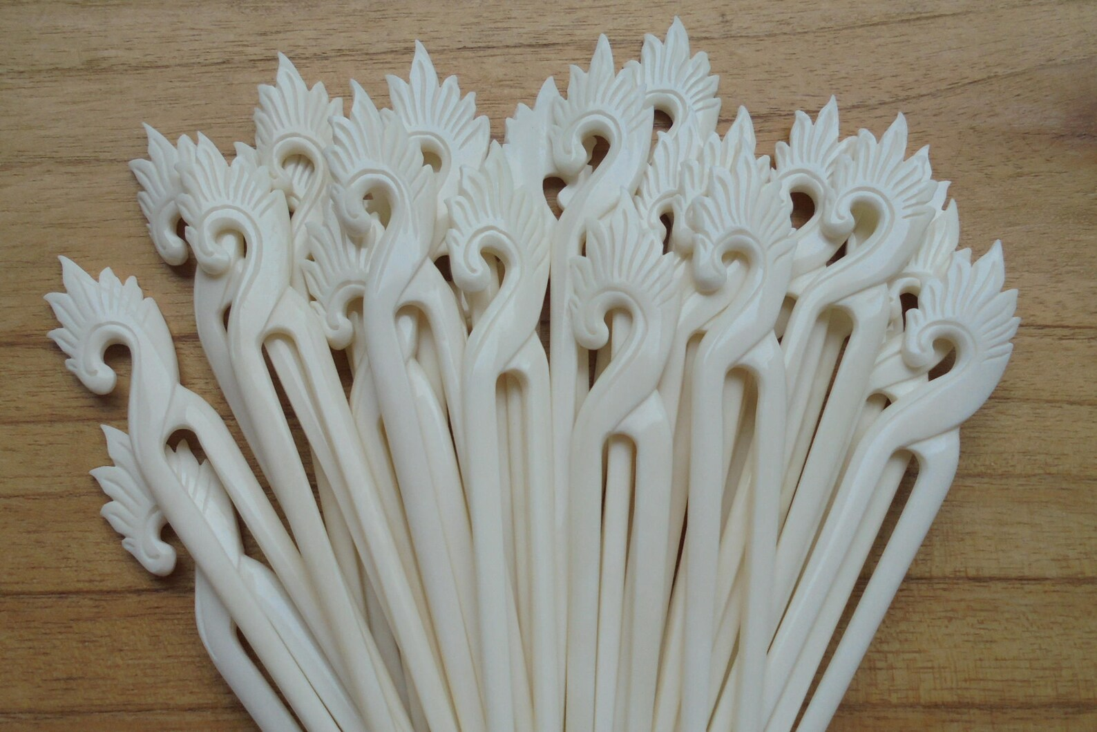 identique à l'image