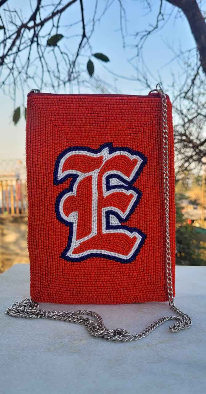 Identique à l'image