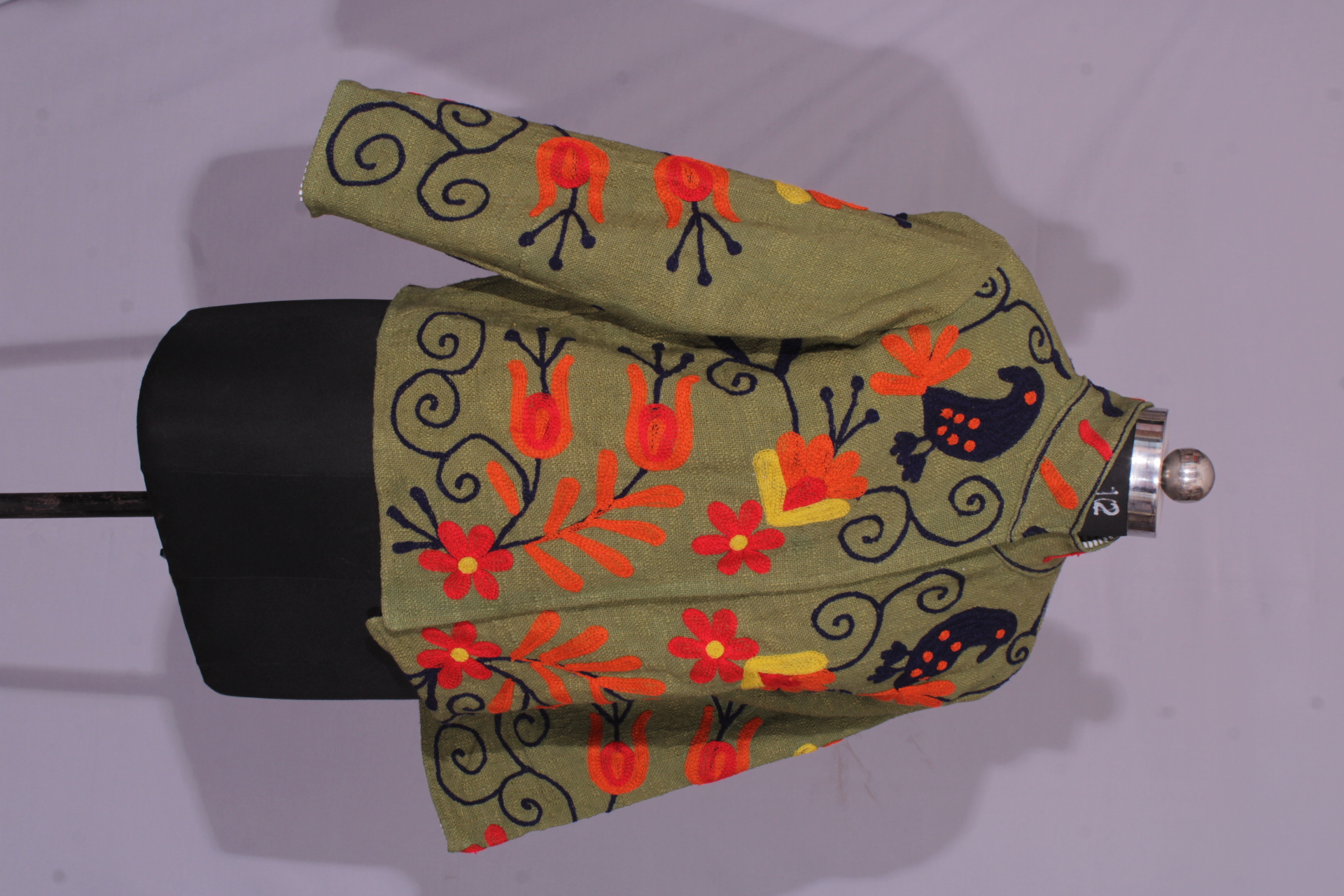 identique à l'image