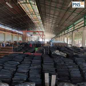 Kokosnuss kohle mit schnell brennender und stabiler Hitze zum Grillen typisch für Nord-<span class=keywords><strong>Sumatra</strong></span>-Indonesien