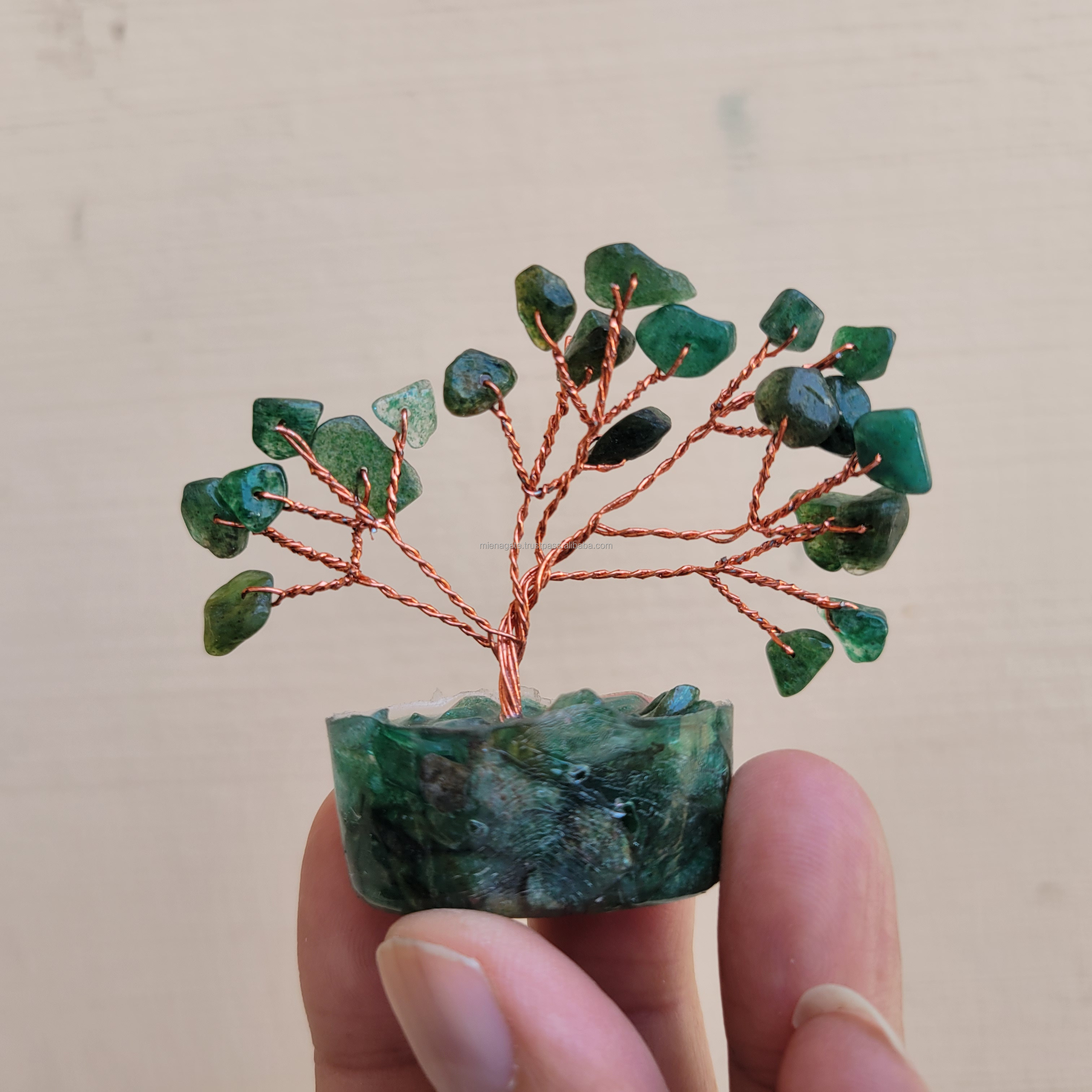 สีเขียว