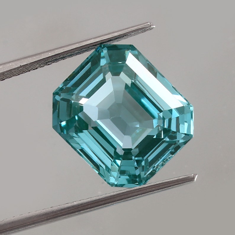 หลาย