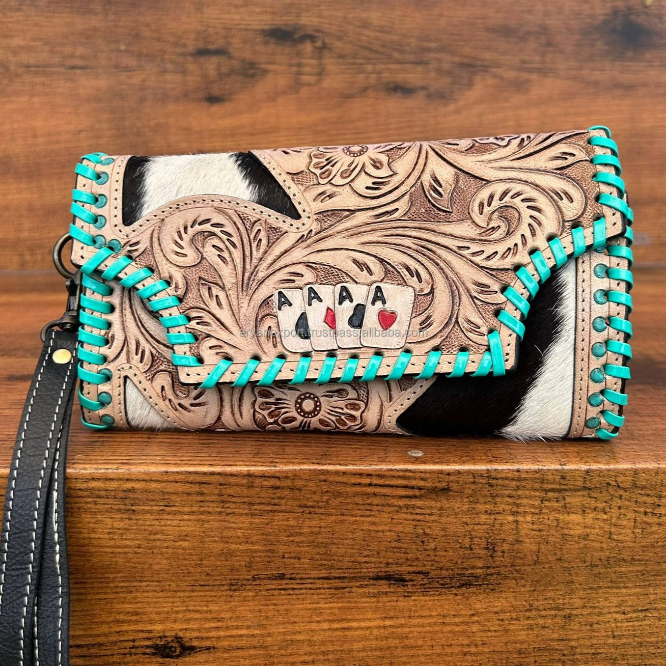 สีน้ำตาล