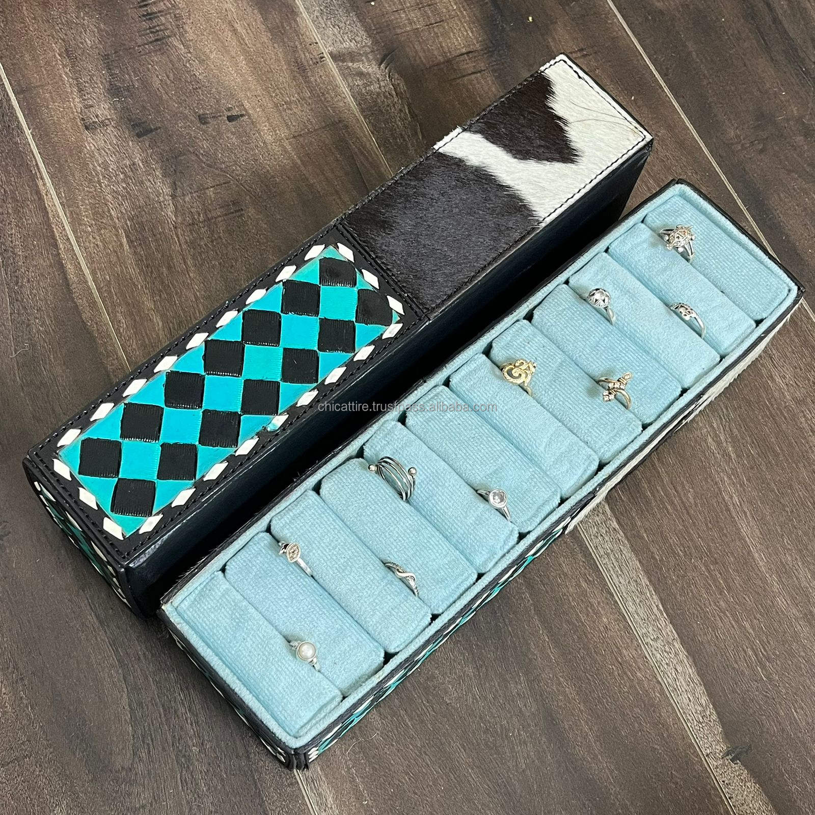 Black & Turquoise Checkered