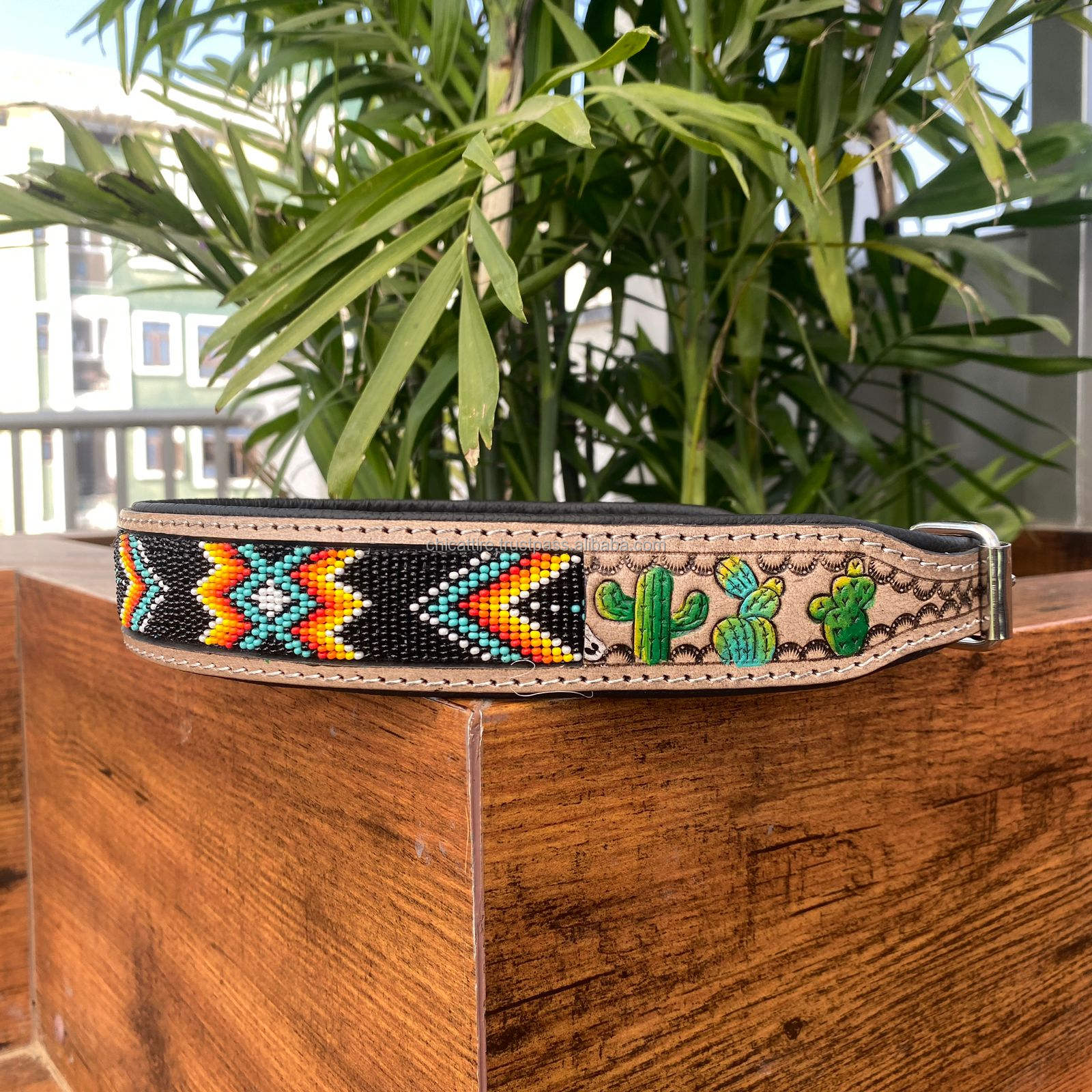 สีน้ำตาล