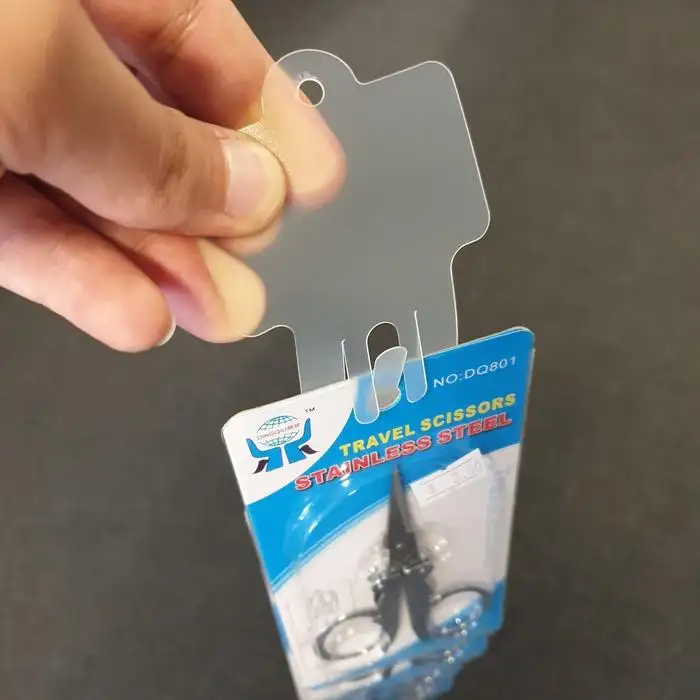 Striscia di Clip per Display in Pp di Design personalizzato striscia di Clip per appendere 12 ganci in plastica per supermercato con un prezzo economico