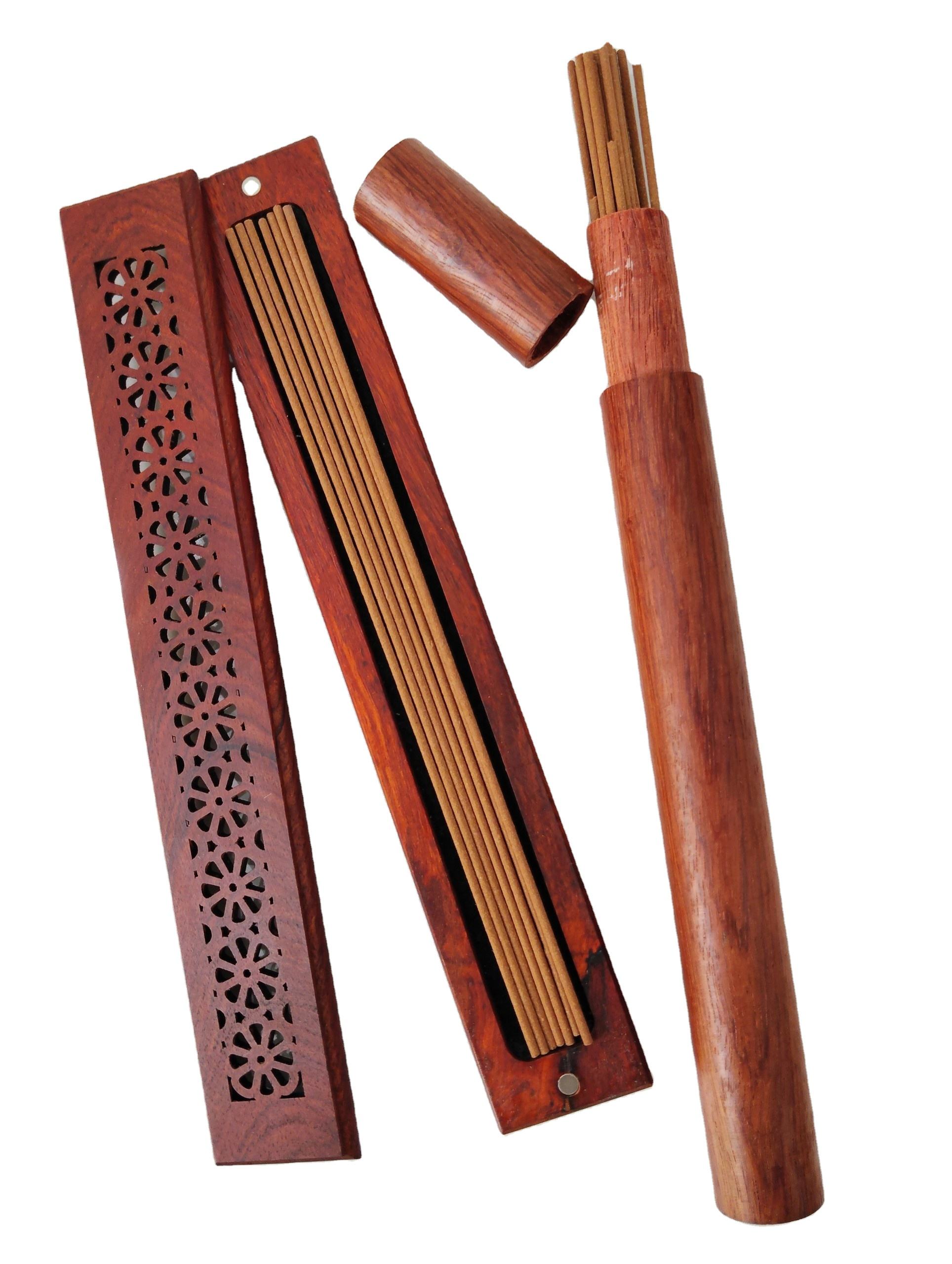 สีน้ำตาลเข้ม