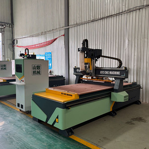 Máquina enrutadora CNC ATC de 3 ejes con certificación CE para sistema de Control de fabricación de puertas de armarios de cocina, herramienta de madera de engranaje lineal - Product Image 4