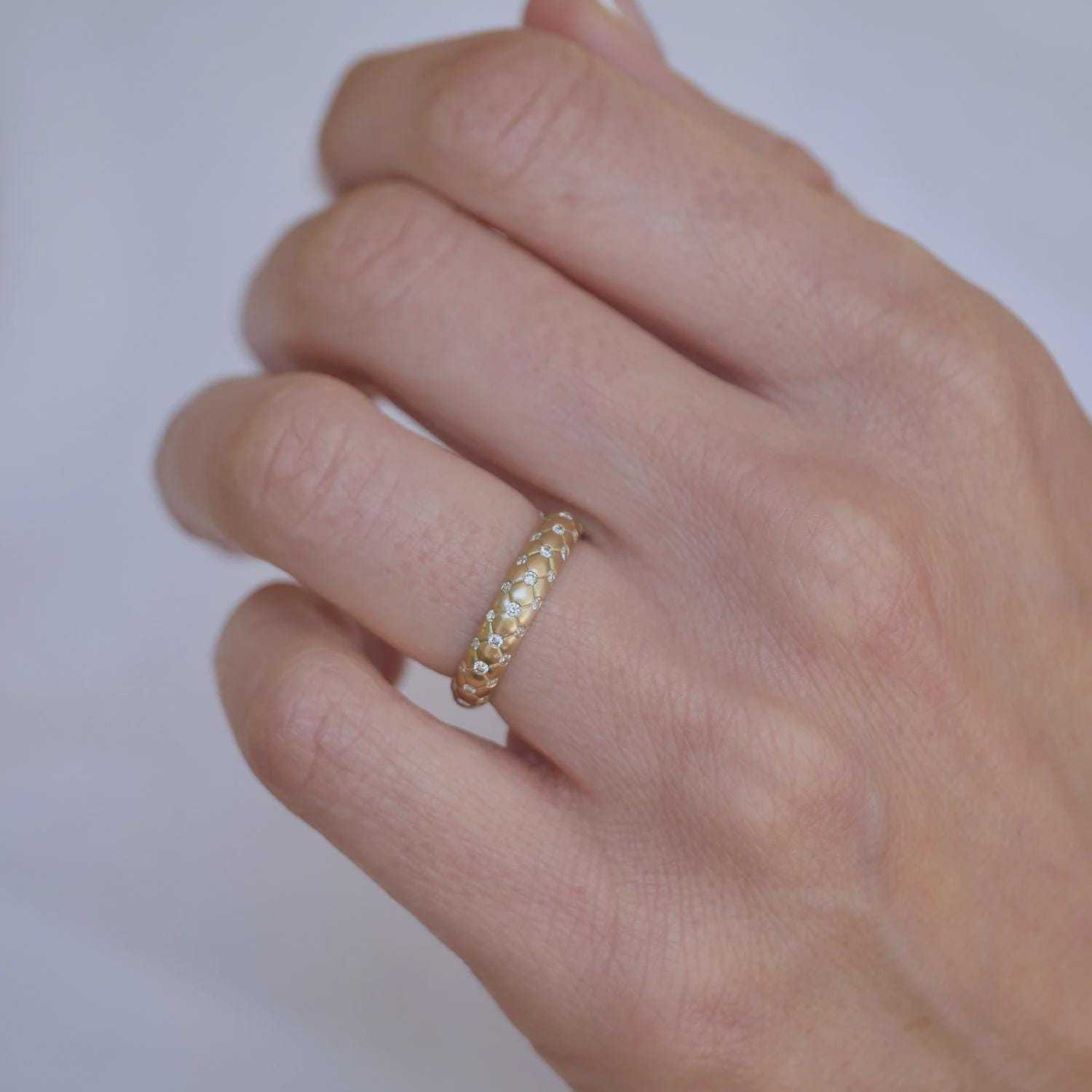 Oro macizo 18K