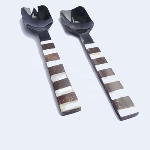 <strong>Flatware</strong> Hanging Black <strong>Handle</strong> Salad Serving Set Horn Salad Serving Set with Black Horn <strong>Handle</strong> Food Serving Set - Product Image 3