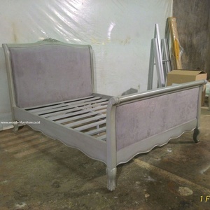 Set letto a slitta francese in mobili per camera da letto in stile europeo prodotto da Jepara Crafter nel centro di Java Indonesia - Product Image 2