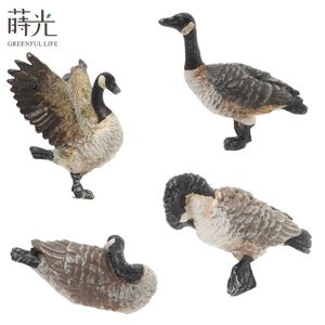 工厂热卖2.9迷你树脂变色龙玻璃容器现代模型鱼缸和玩具屋迷你