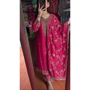LATEST CHINON EMBROIDERY SEQUENCE WORK TOP <strong>BOTTOM</strong> WITH DUPATTA PINK - Product Image 2