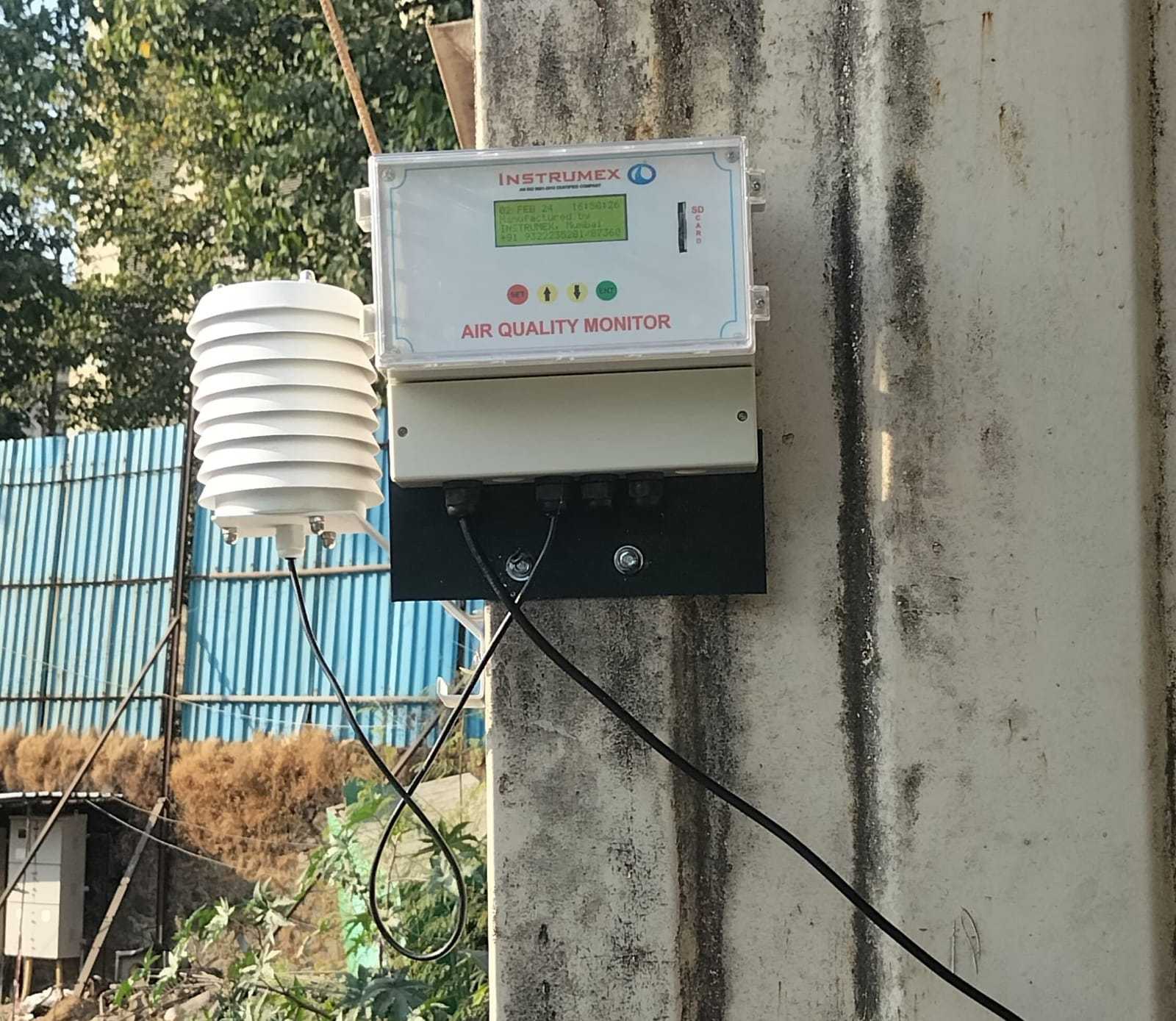 CONFORMÉMENT À L'IMAGE