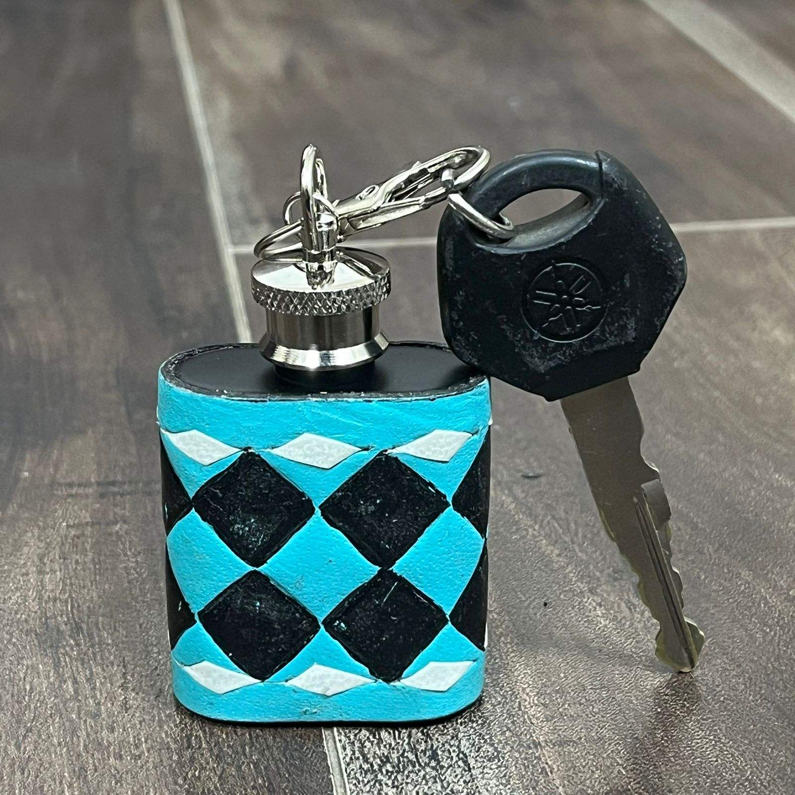 Cuadros Azules y Negros