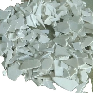 Geri dönüşümlü UPVC boru hurda ve PVC pencere profili cips beyaz ve gri renk - Product Image 1