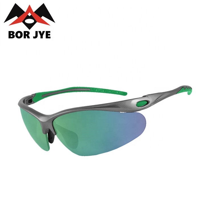 สีเขียว